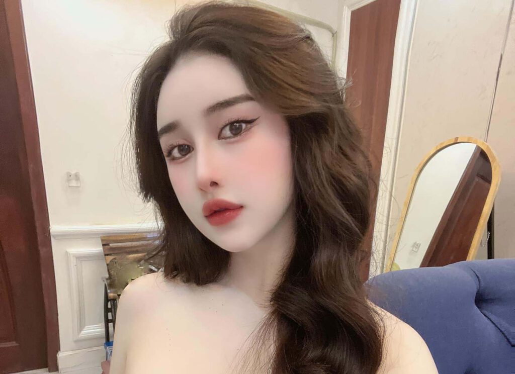 Cắt tạo hình môi