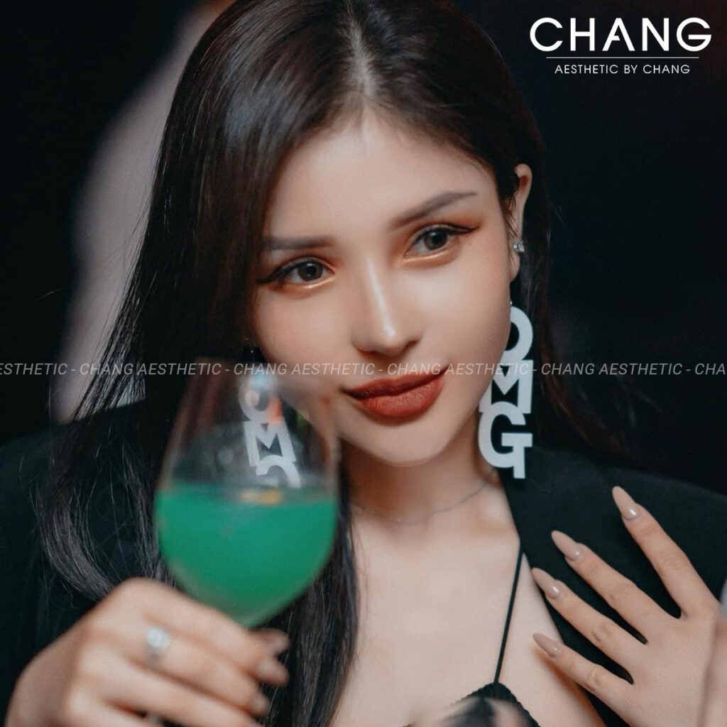 Tạo hình bọng mắt cười