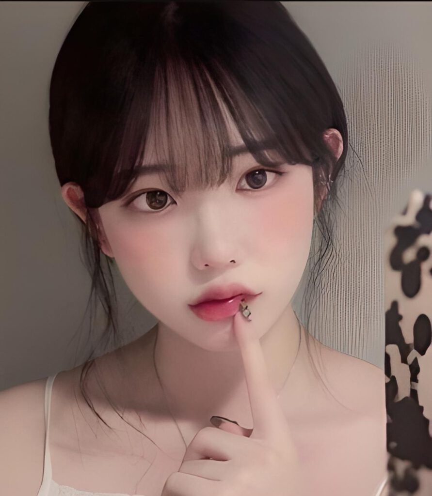 Dáng môi hot trend 2023