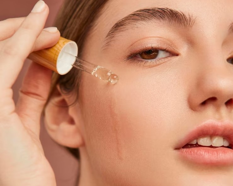 Skincare thường xuyên giúp đẹp da