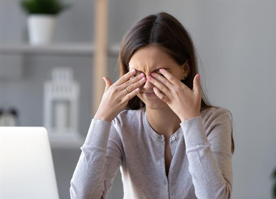 Các triệu chứng bình thường sau khi mở góc mắt