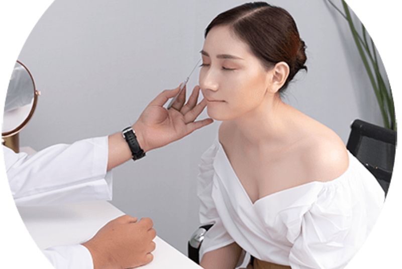 Bác sĩ thực hiện tại phòng khám Changi đều có tay nghề cao, chuyên môn rộng, nhiều kinh nghiệm thực tiễn